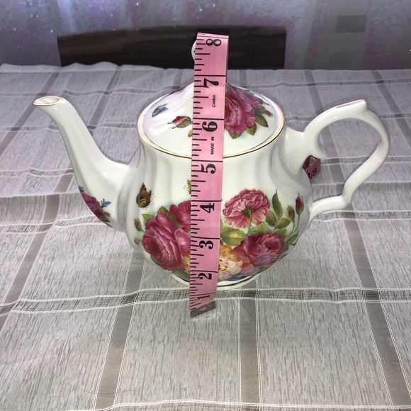 Stechkol Bone China Garden Roses teapot With Lid, 4 Cups (1 Mismatch) - Picture 13 of 13